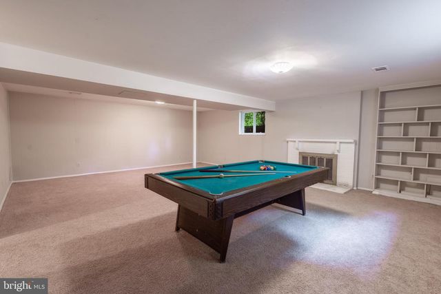 9908 MINBURN ST, Great Falls, VA 22066