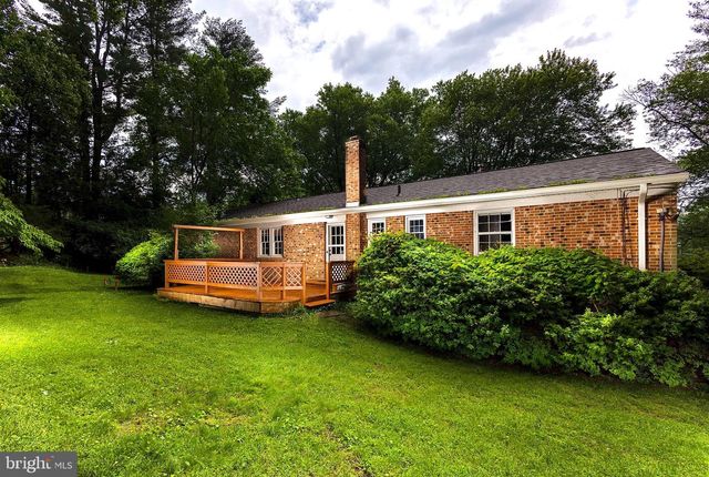 9908 MINBURN ST, Great Falls, VA 22066