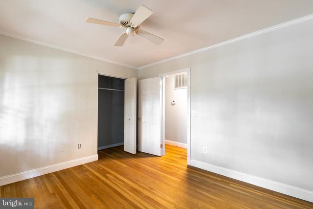 9908 MINBURN ST, Great Falls, VA 22066