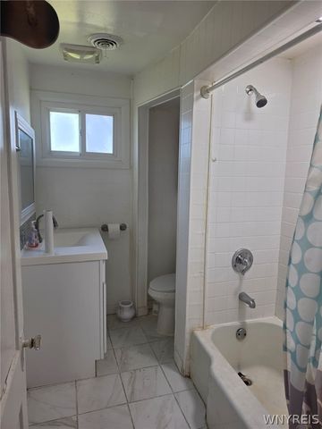 27 Sweet Avenue, Buffalo, NY 14212