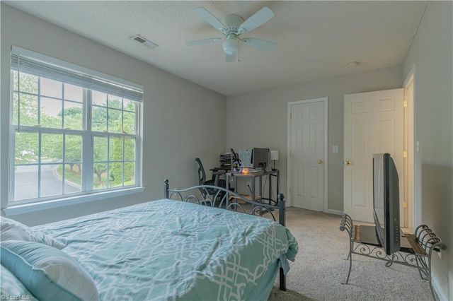 1109 Academic Drive, Winston-salem, NC 27106