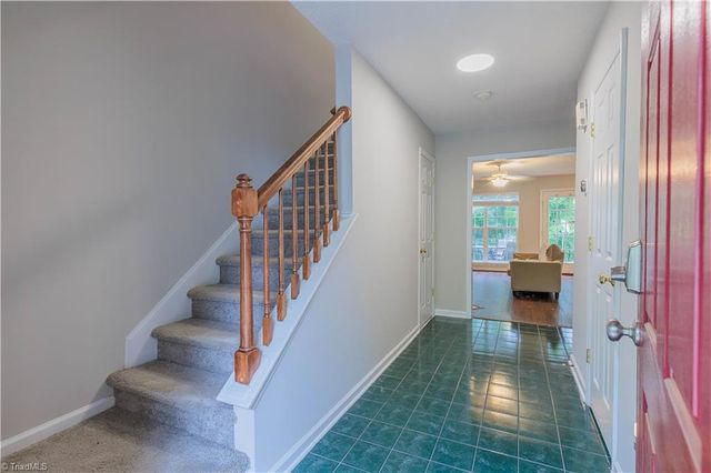 1109 Academic Drive, Winston-salem, NC 27106