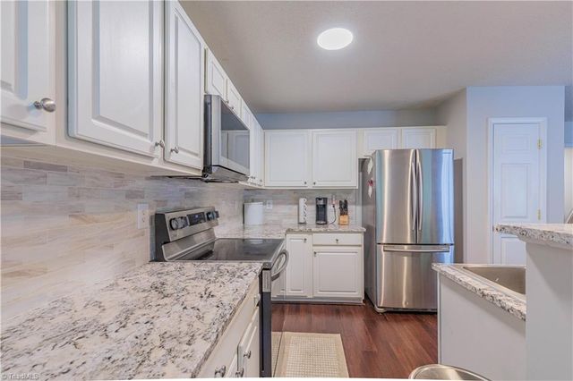 1109 Academic Drive, Winston-salem, NC 27106