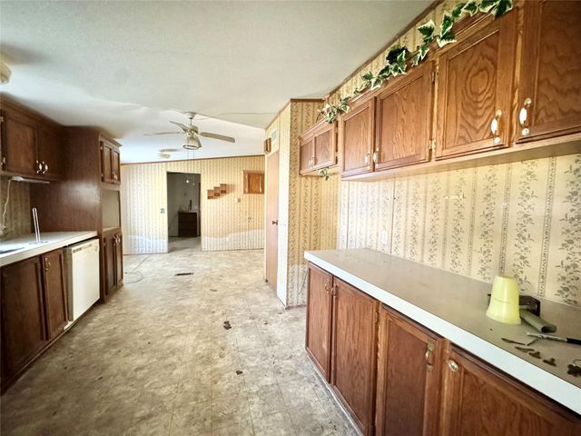 137 Holly Trail, Trinity, TX 75862