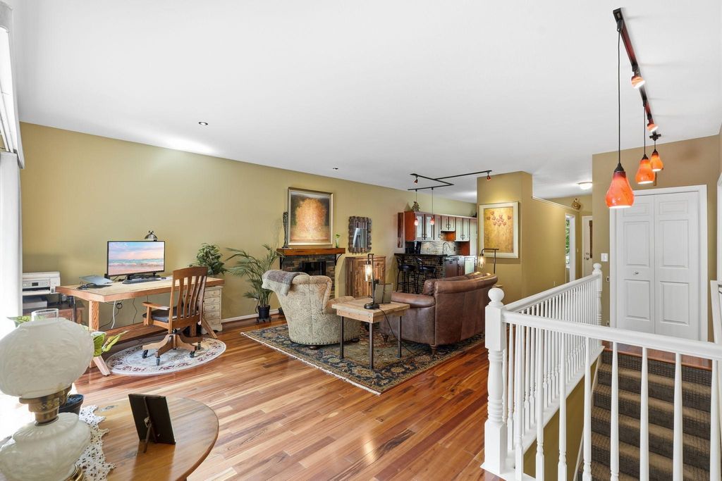 8442 Burlwood Drive, Chanhassen, MN 55317 — photo 4