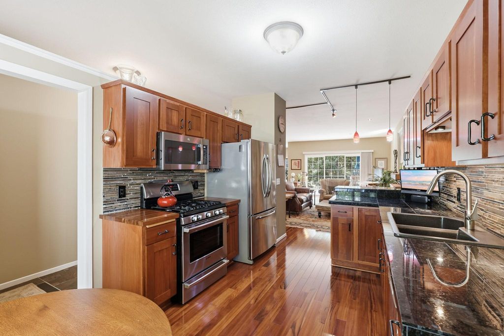 8442 Burlwood Drive, Chanhassen, MN 55317 — photo 5