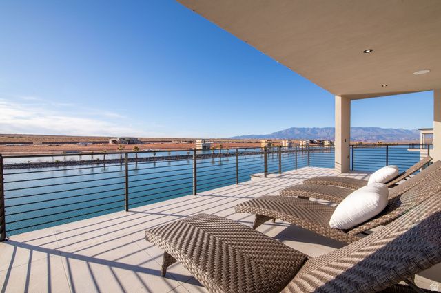 4242 S WAKE ST, Hurricane, UT 84737