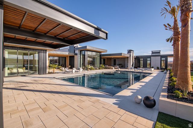 4242 S WAKE ST, Hurricane, UT 84737