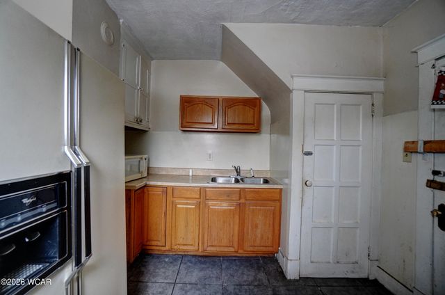 417 S McDonel Street, Lima, OH 45801