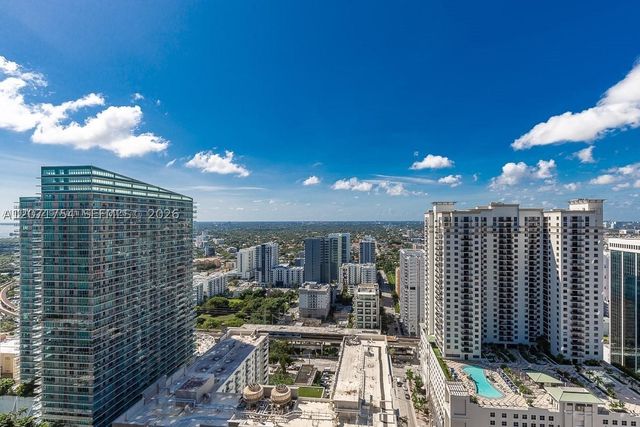 1000 Brickell Plz 3512, Miami, FL 33131
