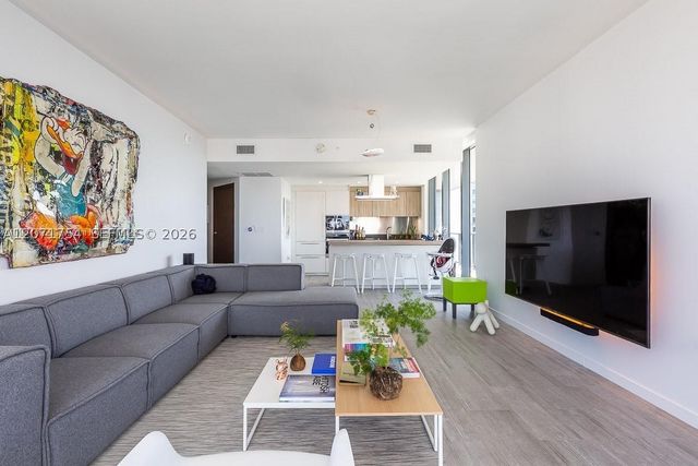 1000 Brickell Plz 3512, Miami, FL 33131