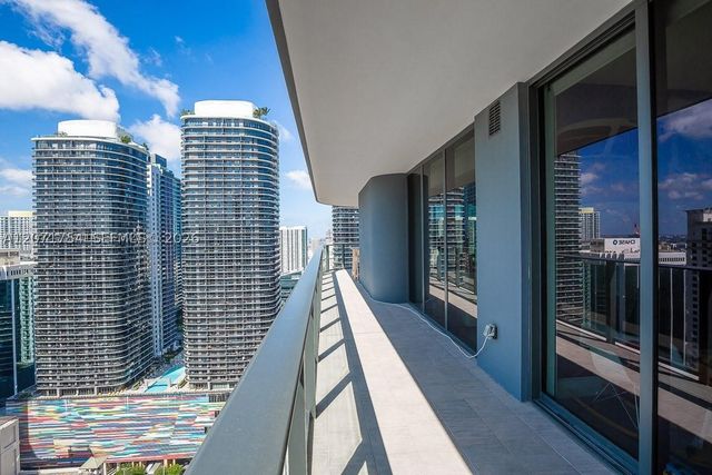 1000 Brickell Plz 3512, Miami, FL 33131