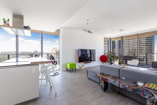 1000 Brickell Plz 3512, Miami, FL 33131