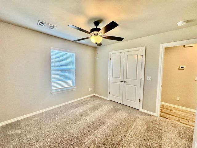 8913 Poppey Place, Yukon, OK 73099