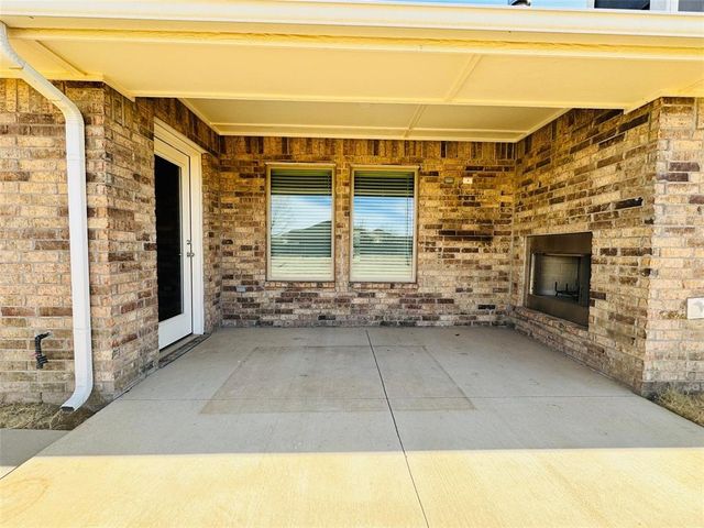 8913 Poppey Place, Yukon, OK 73099