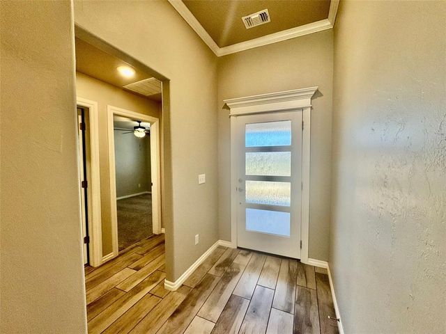 8913 Poppey Place, Yukon, OK 73099