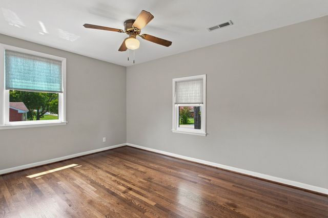 4009 Knud Dr, Columbia, TN 38401