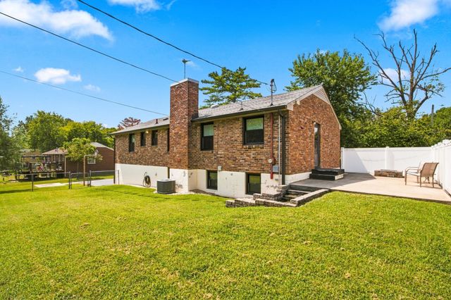 4009 Knud Dr, Columbia, TN 38401