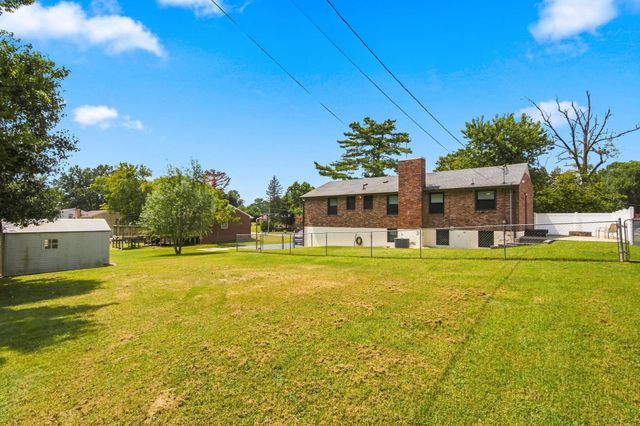 4009 Knud Dr, Columbia, TN 38401