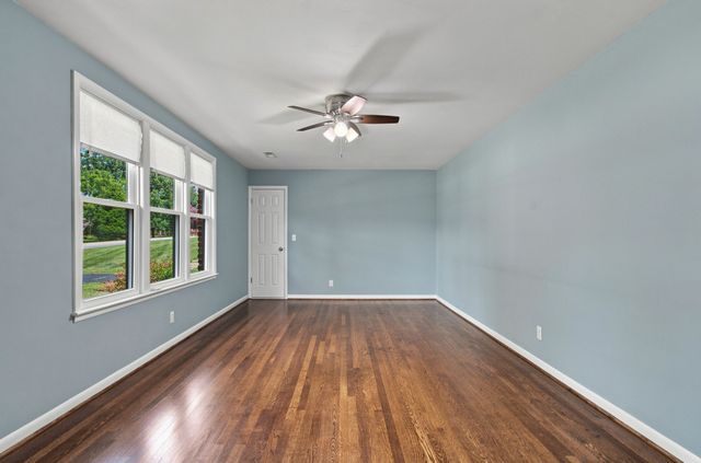 4009 Knud Dr, Columbia, TN 38401