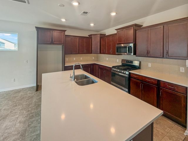 527 Adalina Drive, Goose Creek, SC 29445