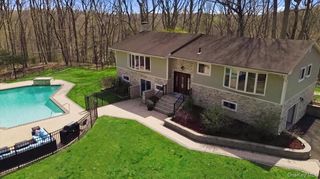 263 Oyster Bay Road, Mill Neck, NY 11765