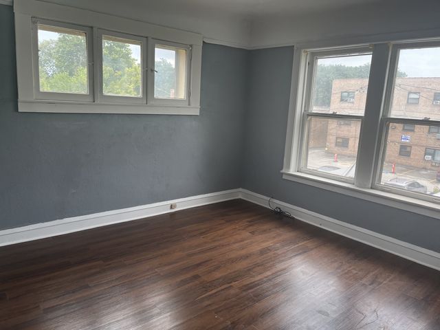 1133 E 81st Place, Chicago, IL 60619