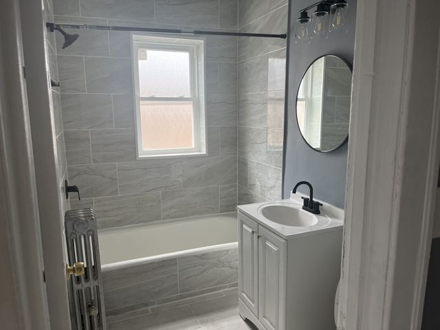 1133 E 81st Place, Chicago, IL 60619