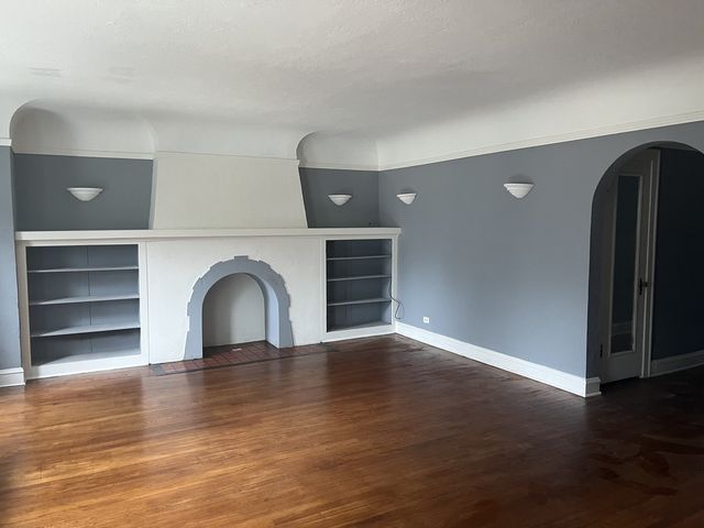 1133 E 81st Place, Chicago, IL 60619