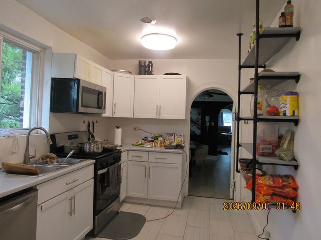 1133 E 81st Place, Chicago, IL 60619