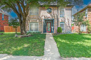 815 Valleycreek Road, Mesquite, TX 75181