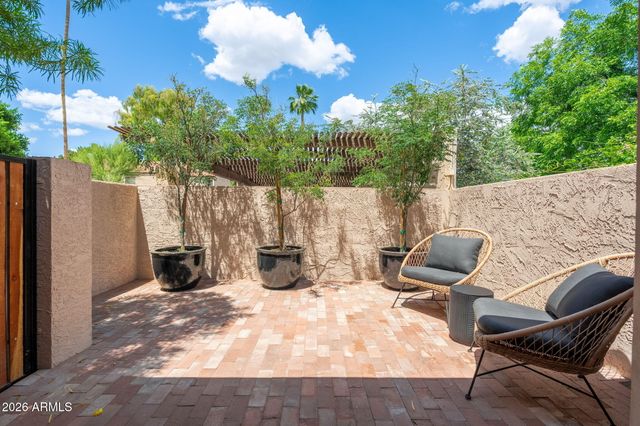 4530 E RHONDA Drive, Phoenix, AZ 85018
