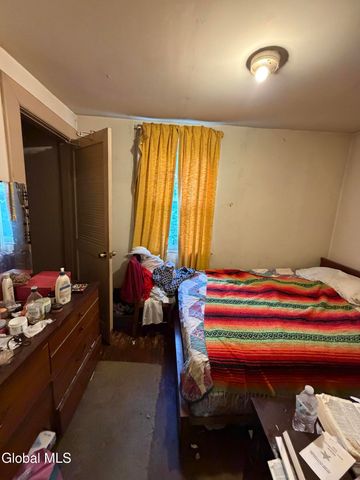 279 Livingston Avenue, Albany, NY 12210