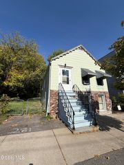 279 Livingston Avenue, Albany, NY 12210