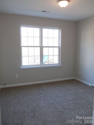 8488 Chaceview Court, Charlotte, NC 28269