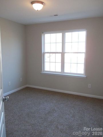 8488 Chaceview Court, Charlotte, NC 28269