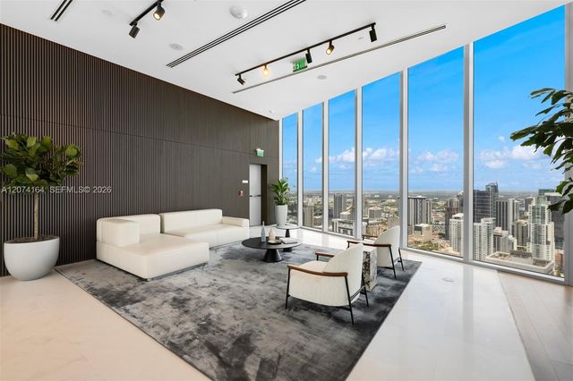 300 Biscayne Blvd Way 1005, Miami, FL 33131