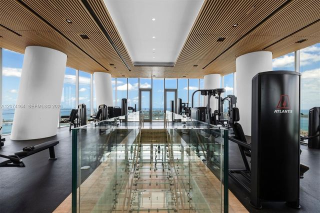 300 Biscayne Blvd Way 1005, Miami, FL 33131