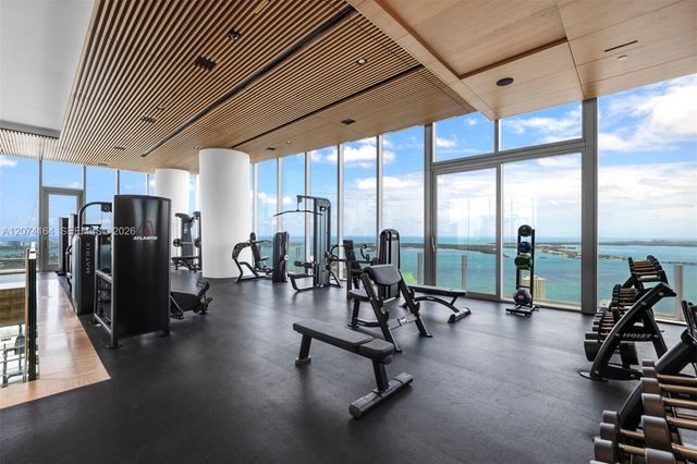 300 Biscayne Blvd Way 1005, Miami, FL 33131