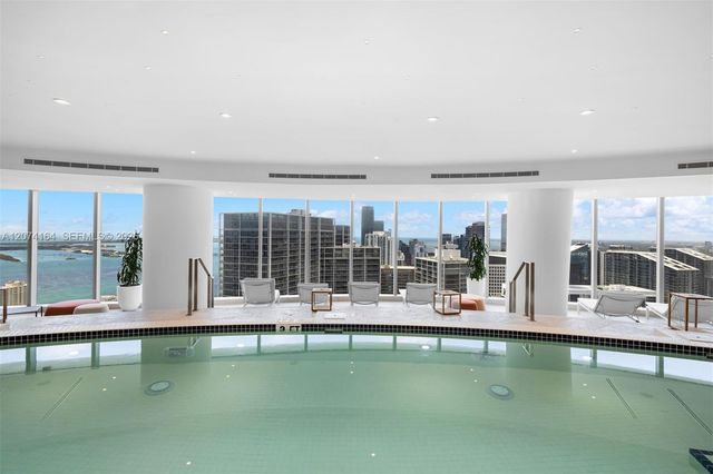 300 Biscayne Blvd Way 1005, Miami, FL 33131