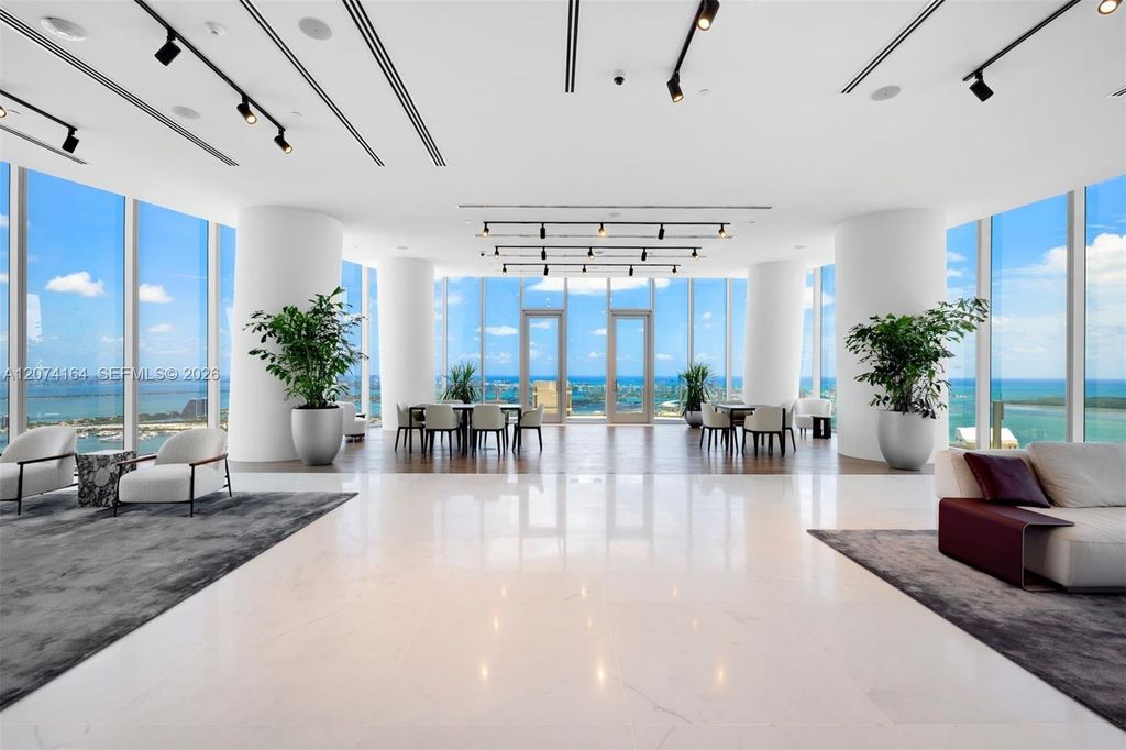 300 Biscayne Blvd Way 1005, Miami, FL 33131