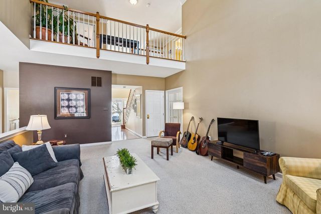 49 BROOKS RD, Moorestown, NJ 08057