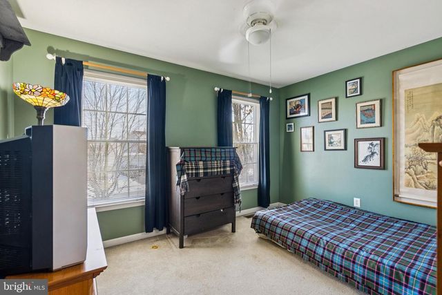 49 BROOKS RD, Moorestown, NJ 08057