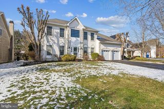 49 BROOKS RD, Moorestown, NJ 08057