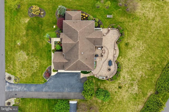 16 GABRIELLE CIR, Swedesboro, NJ 08085