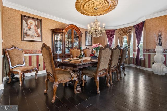 16 GABRIELLE CIR, Swedesboro, NJ 08085