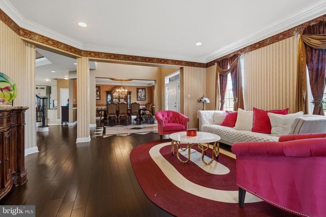 16 GABRIELLE CIR, Swedesboro, NJ 08085