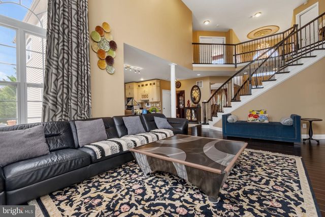 16 GABRIELLE CIR, Swedesboro, NJ 08085