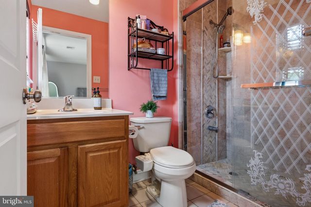 16 GABRIELLE CIR, Swedesboro, NJ 08085
