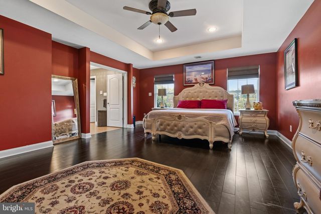 16 GABRIELLE CIR, Swedesboro, NJ 08085